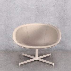 Butaca Gliss 361 de Pedrali. Butacas de diseño. Butacas de cuero natural.