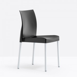 Silla Ice 800 de Pedrali. Sillas de diseño. Sillas plásticas de exterior.