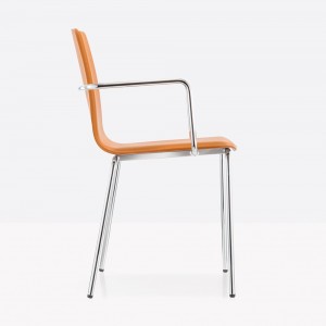 Sillón Inga 5664 de Pedrali. Sillones de diseño. Sillas tapizadas con brazos.