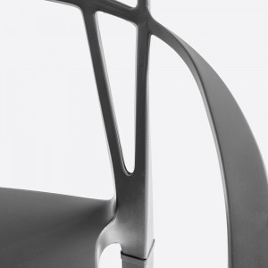 Sillón Intrigo 3715 de Pedrali. Sillones de diseño. Sillones de aluminio de jardín.