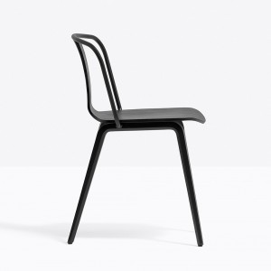 Silla Jamaica 2910 de Pedrali. Sillas madera de diseño moderno. Sillas para salones.