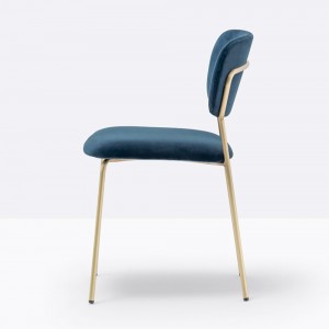 Silla Jazz 3719 de Pedrali. Sillas de diseño. Sillas tapizadas contract.