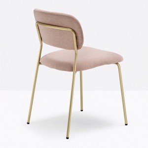 Silla Jazz 3719 de Pedrali. Sillas de diseño. Sillas tapizadas contract.