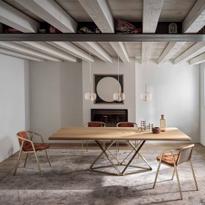 Silla Ines de Bontempi. Sillas y taburetes de diseño para salón y comedor.