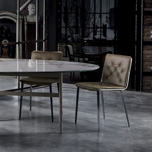 Silla Kate Acero Cojín de Bontempi. Sillas de acero de diseño. Sillas para comedor.