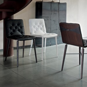 Silla Kate Madera Cojín de Bontempi. Sillas de madera de diseño. Sillas para comedor.
