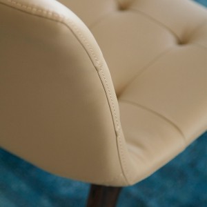 Silla Kuga Madera de Bontempi. Sillas de madera de diseño contemporáneos.