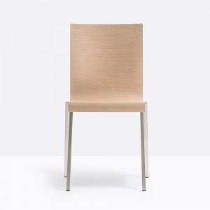 Silla Kuadra 1321 de Pedrali. Sillas de diseño. Sillas modernas contract.
