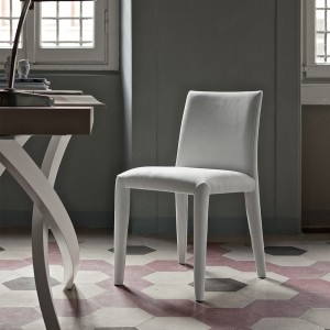 Silla Sofia de Bontempi. Sillas de comedor. Muebles de diseño contemporáneo.