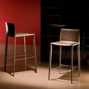 Taburete Linda de Bontempi. Sillas y taburetes de cocina de diseño italiano.
