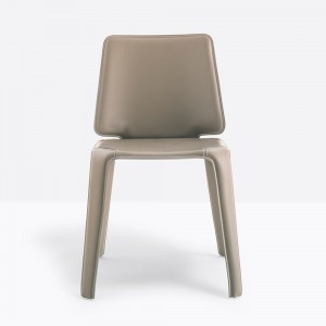 Silla Mood 720 de Pedrali. Sillas de diseño. Sillas tapizadas contract.