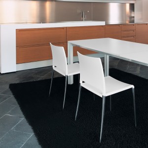 Silla Mya 700 de Pedrali. Sillas de diseño. Sillas de plástico contract.
