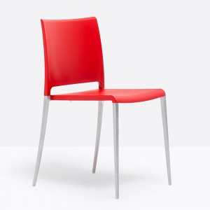 Silla Mya 700 de Pedrali. Sillas de diseño. Sillas de plástico contract.