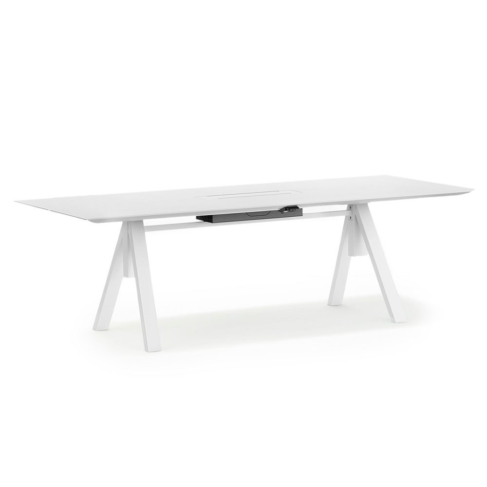 Mesa Arki-Table Adj de Pedrali. Mesas de diseño. Mesas modernas para oficinas.