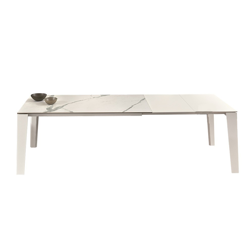 Mesa Winny Extensible Cerámica/Mármol de Ingenia. Mesas extensible modernas.
