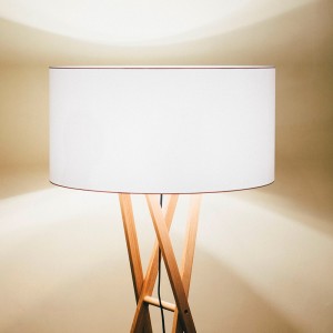 Lámpara pie Cala de Marset. Tienda online de lamparas de diseño moderno.