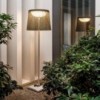 Lámpara de pie Wind outdoor  de Vibia. Diseño de luminarias para exteriores.