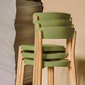 Silla moderna Noa polipropileno de Enea. Sillas originales para el hogar.