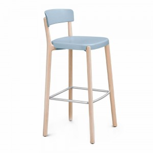 Taburete moderno Noa polipropileno de Enea. Diseño moderno de madera. 