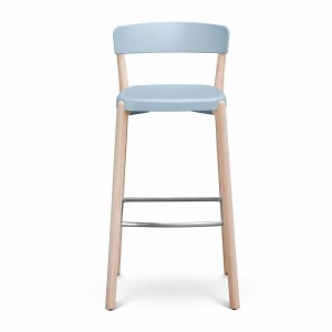 Taburete moderno Noa polipropileno de Enea. Diseño moderno de madera. 