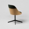 Silla moderna Kaiak 4R Enea. Diseño tapizado ideal para ambientes de oficina.