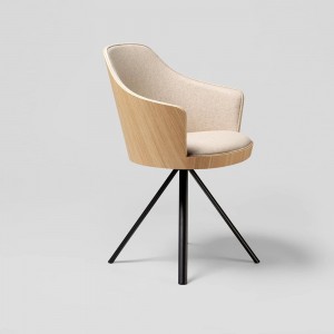 Sillón moderno Kaiak Spin Enea. Diseño moderno tapizado para interiores.