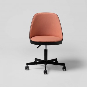 Silla moderna Kaiak 5R Enea. Diseño original ideal para ambientes de oficinas.
