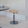Taburete Move Compact de Variér. Taburetes de diseño ergonómico para niños.