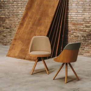 Silla moderna Silla Kaiak Spin wood Enea. Diseño para ambientes interiores.