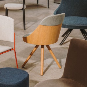 Silla moderna Silla Kaiak Spin wood Enea. Diseño para ambientes interiores.