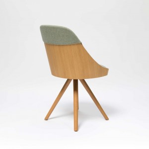 Silla moderna Silla Kaiak Spin wood Enea. Diseño para ambientes interiores.