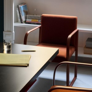 Butaca Arcos Arper. Muebles modernos de diseño. Butacas para hogar o contract.