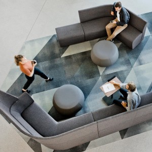 Puff Pix de Arper. Muebles modernos de diseño. Puff para salón tapizado.