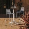 Taburete de acero Street de Enea. Mueble ideal para jardín o terrazas.