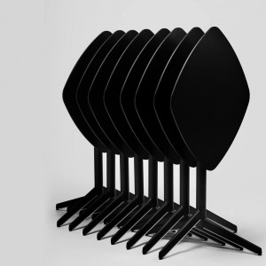 Mesa elegante Pile redondeada de Enea. Mesas salón de diseño.