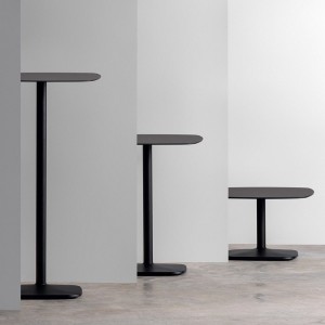 Mesa centro elegante Iron Enea. Diseños auxiliares para cualquier ambiente.