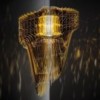 Lámpara de diseño suspendida Aria. Versiones en transparente o Gold.