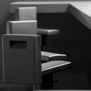 Silla 360º de Magis moderna y giratoria para oficina con acabados elegantes.