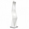 Lámpara de pie Diamond de Slamp. Un toque italiano que aporta elegancia.