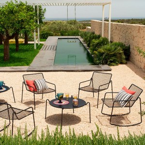 Sillón Rio R50 para ambientes exteriores de Emu.