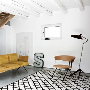 Butaca Officina Tapizado de Magis. Butaca de diseño para hogar y contract.