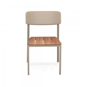 Silla Shine para ambientes exteriores de Emu.