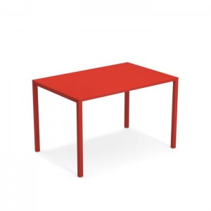 Mesa cuadrada Urban de diseño moderno de Emu.