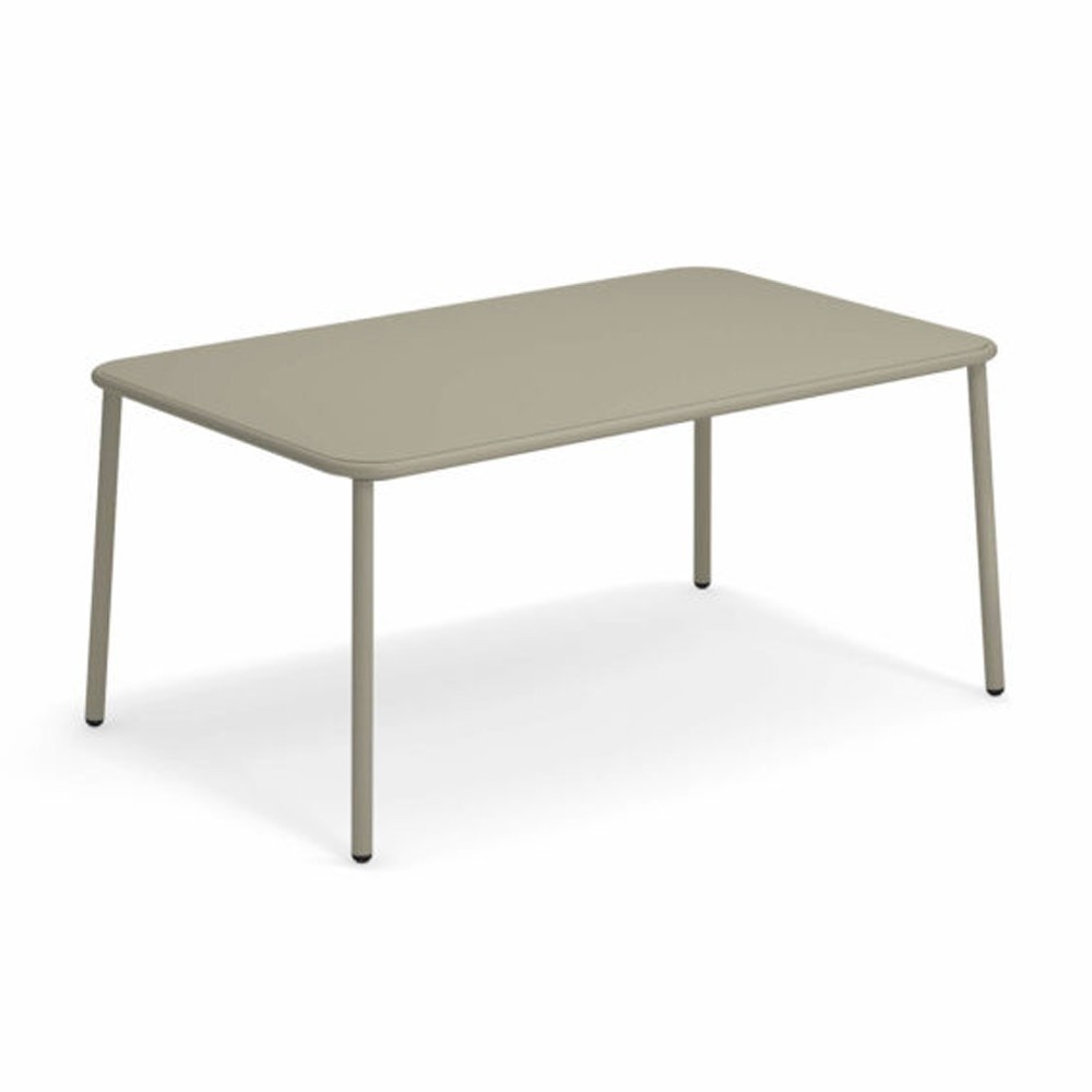 Mesa rectangular de diseño moderno para espacios exteriores de Emu.