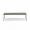 Mesa extensible de diseño moderno para espacios exteriores de Emu.