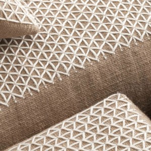 Puf Raw Small White de GAN. Alfombras modernas.