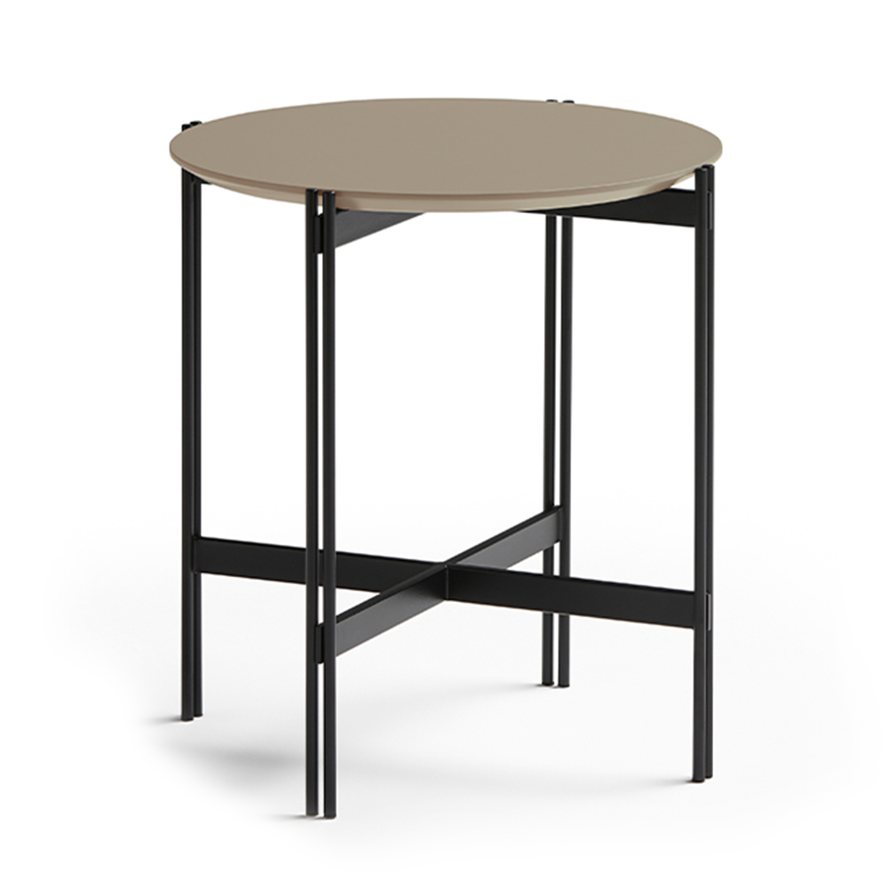 Mesa auxiliar Duo versátil para espacios interiores de Kendo.