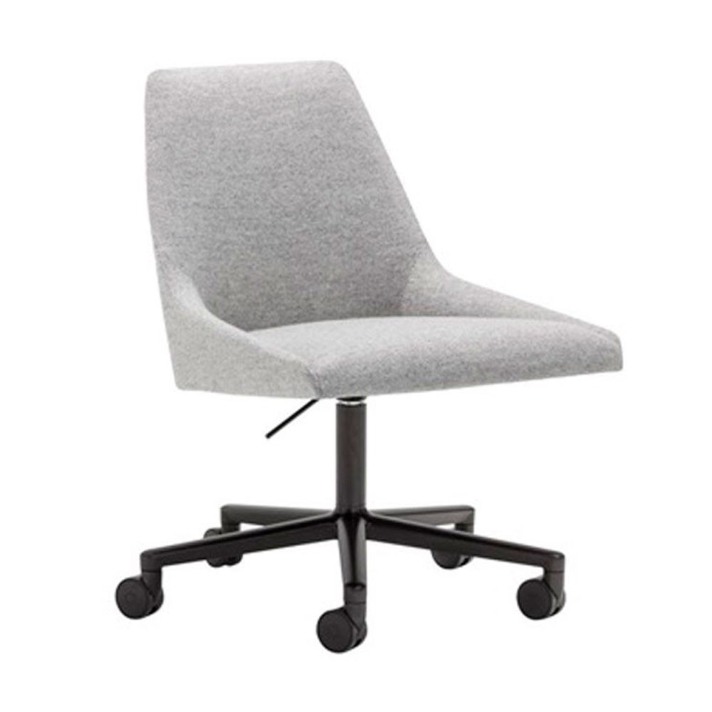 Silla diseño Alya SI-1555 Andreu World. Ideal para espacios de trabajo.