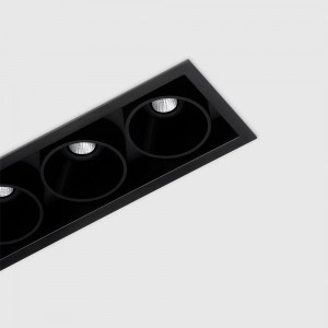 Foco empotrable Black Foster de ArkosLight. Lámpara LED para techo de diseño.
