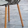 Sillón Iroko Forest ideal para ambientes exteriores de Fast. Sillones para terrazas.